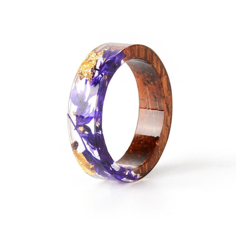 Hand-made wooden ring containing dried flowers - beautiful & unique!