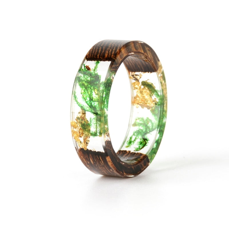 Hand-made wooden ring containing dried flowers - beautiful & unique!