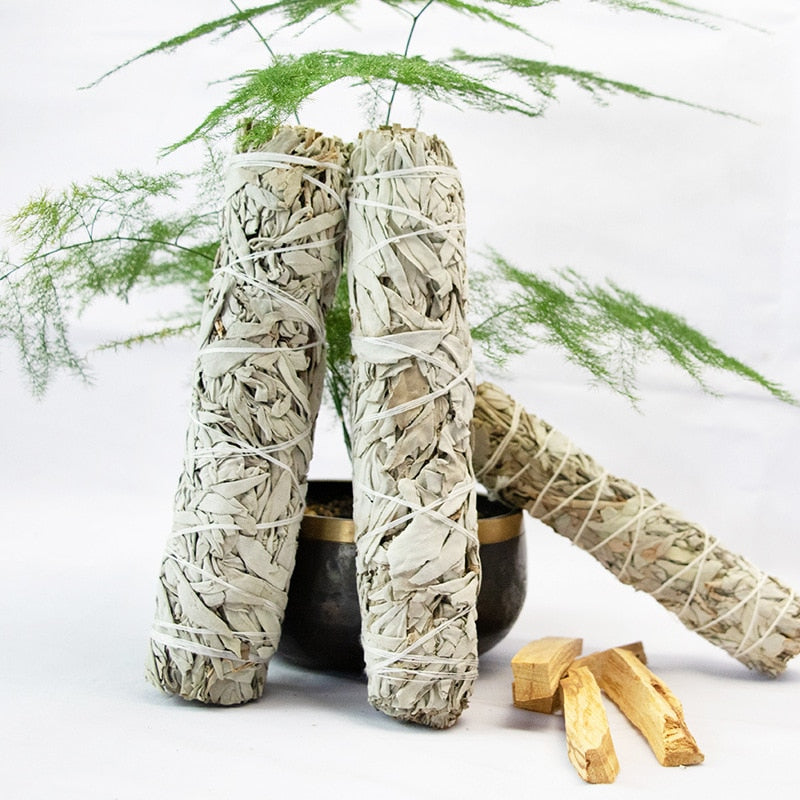 30g Natural White Sage & Palo Santo Smudge Sticks